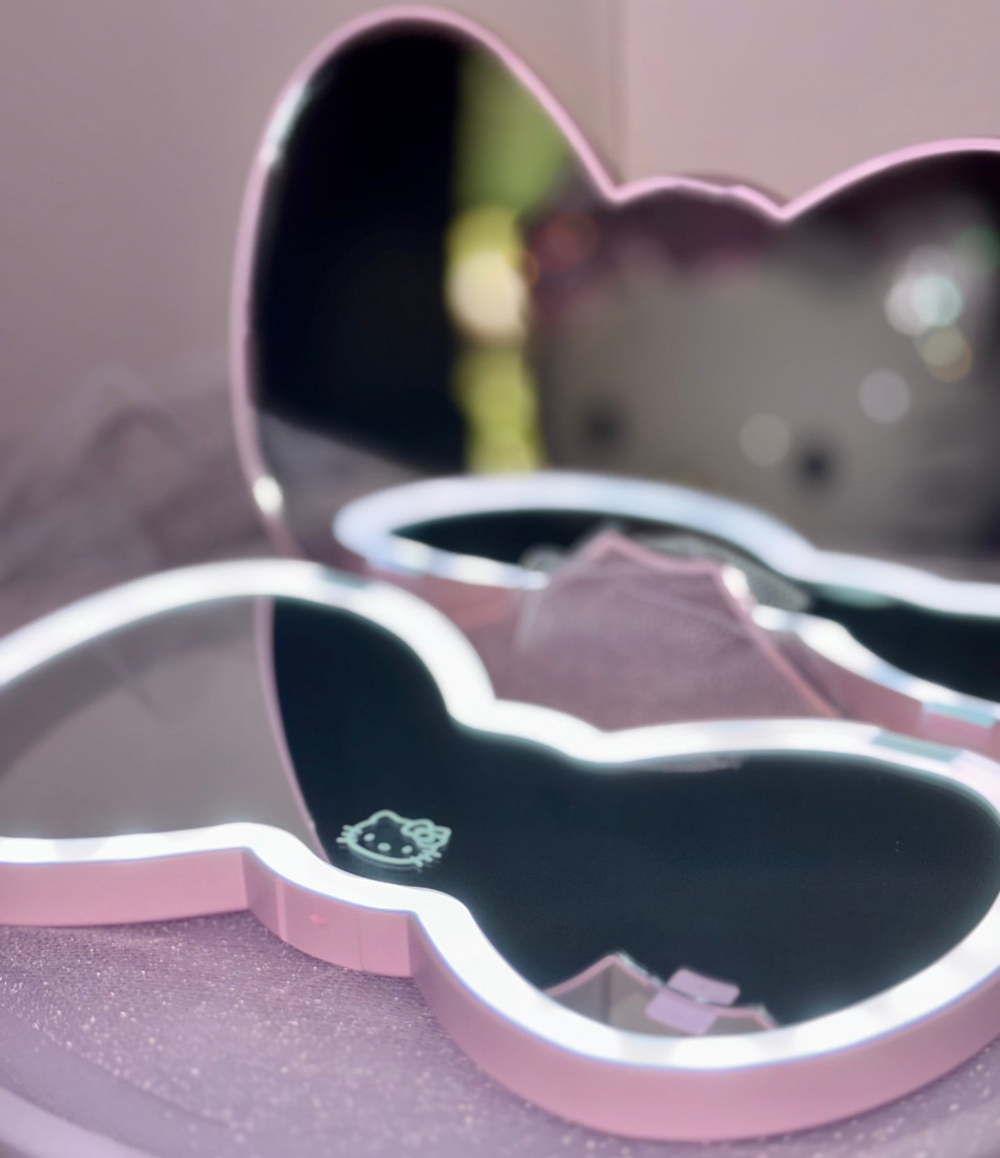 Hello Kitty Bow LED Mirror!